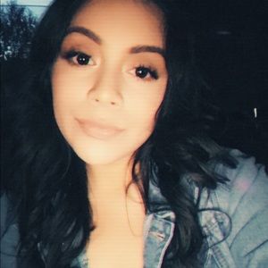 Meet your Posher, Maricela